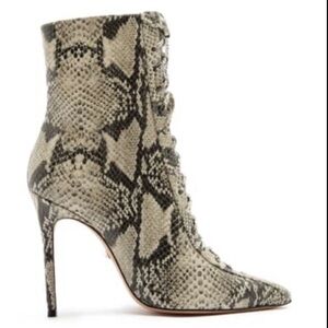 Beautiful Snakeskin schutz Anaiya size 8